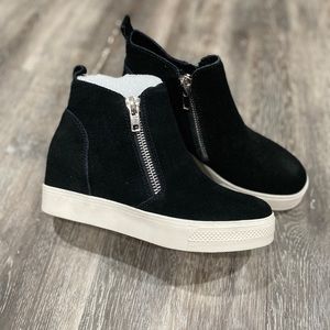 Steve Madden Wedgie Suede Bootie